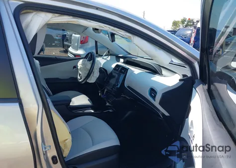 2017 Toyota Prius Four из США, поврежденный, VIN JTDKARFU7H3531386